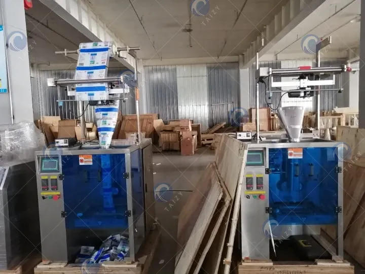 rotary granule packaging machine
