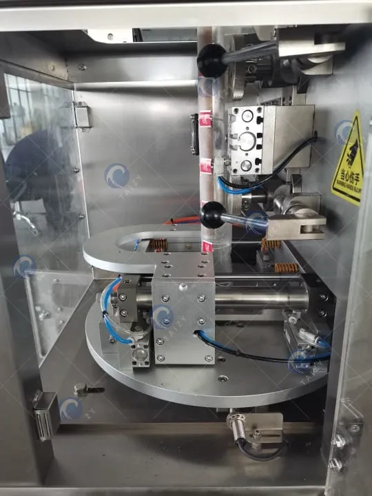 triangle tea bag packaging machine