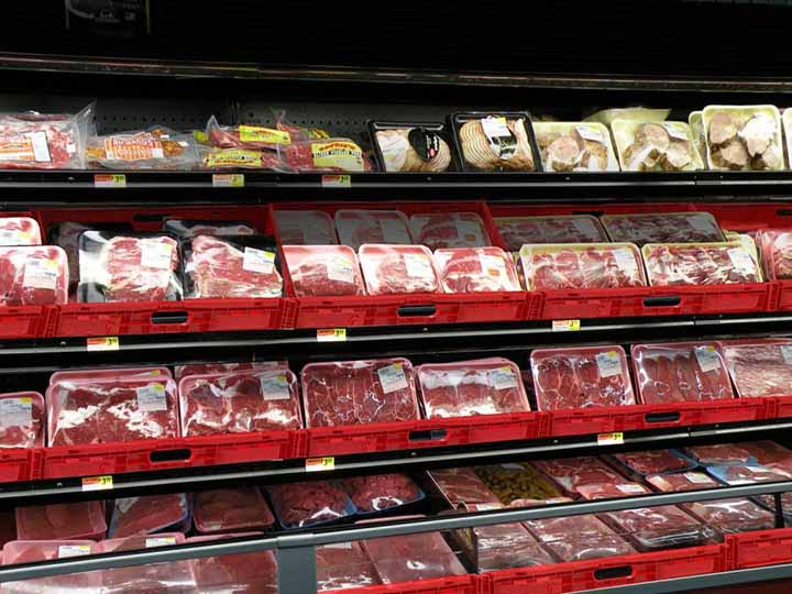 carne en el supermercado