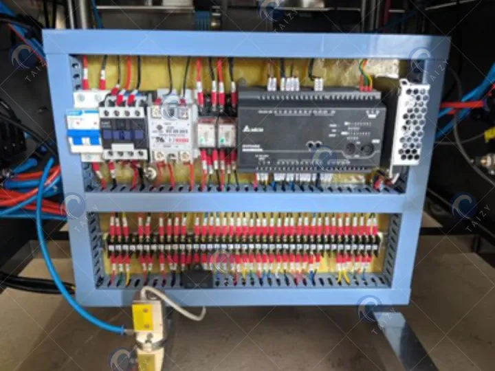 système de contrôle électrique du remplisseur de yaourt