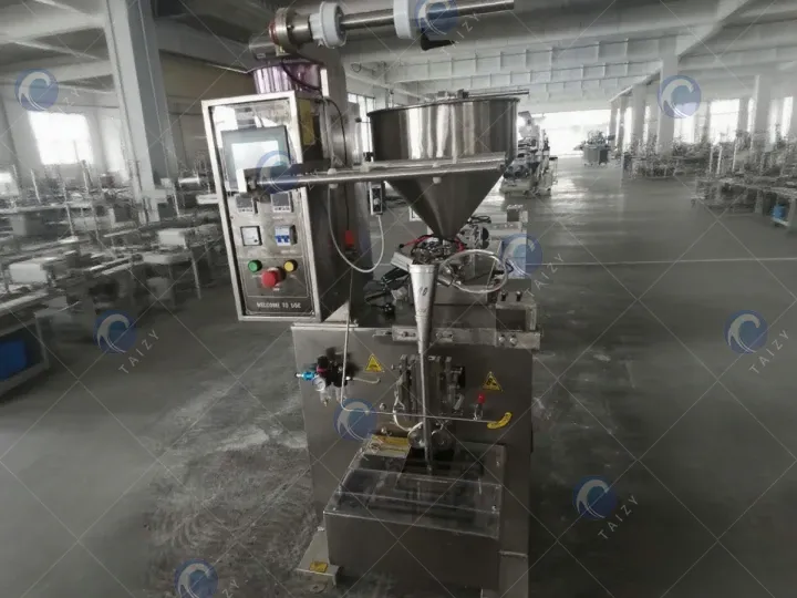 paste pouch filling and sealing machine