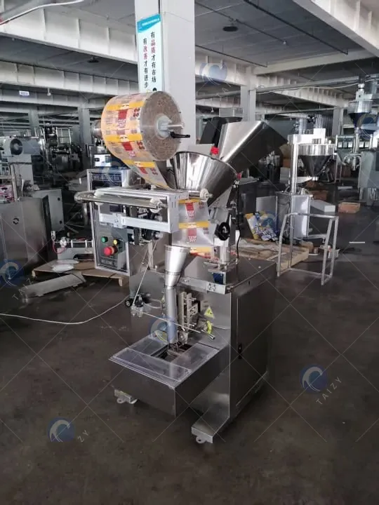 powder filling and sealing machine