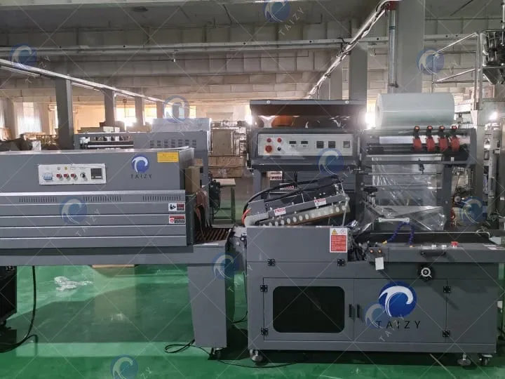 shrink packaging machine