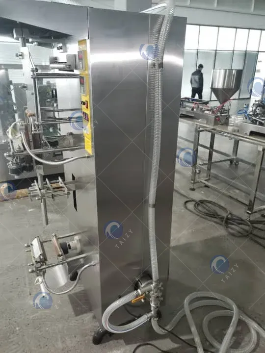 máquina de envasado líquido en pouch